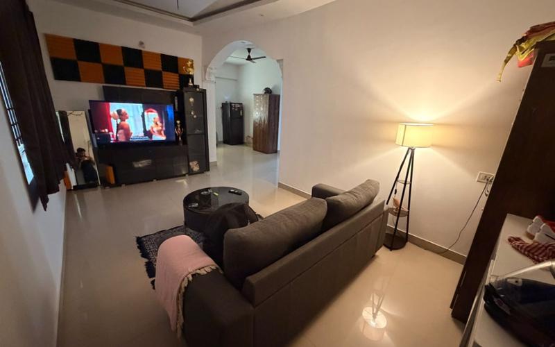 Male flat mate required in a fully furnished 3BHK flat in Haralur, near sector-2, HSR Layout