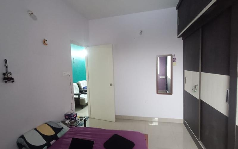 Female flatmate required in 2BHK  apartment  in VGP-Layout