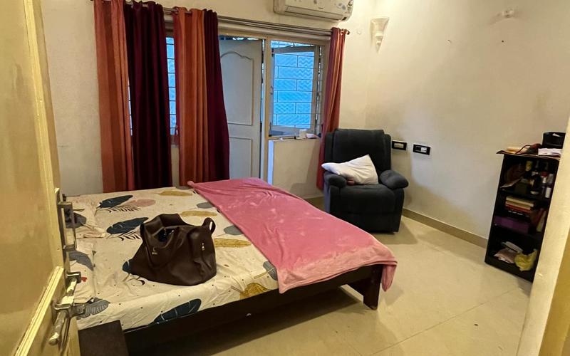 Male flatmate required in 3BHK  flat  in Banjara-Hills