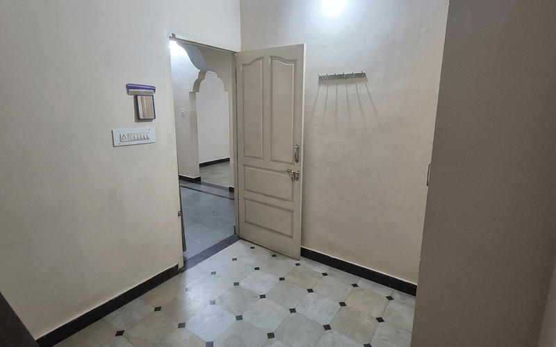 Male flatmate required in 2BHK  apartment  in Hulimavu