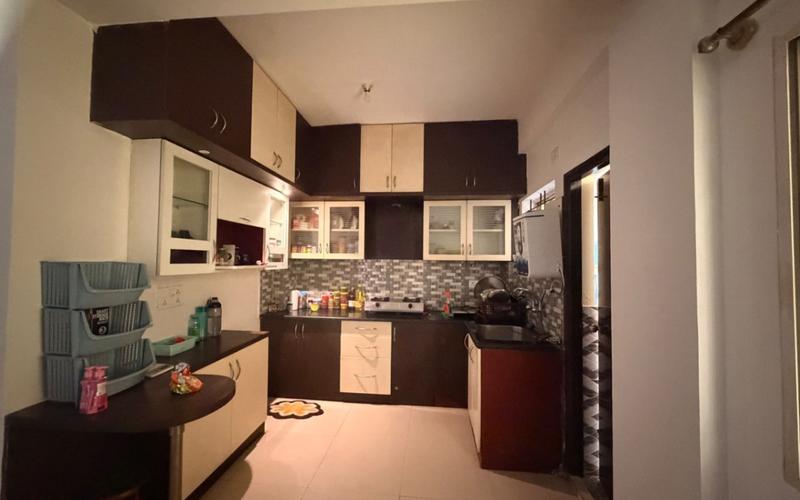 Male flat mate required in a fully furnished 3BHK flat in Haralur, near sector-2, HSR Layout