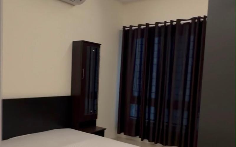 Flatmate required in 4BHK  flat  in Financial-District