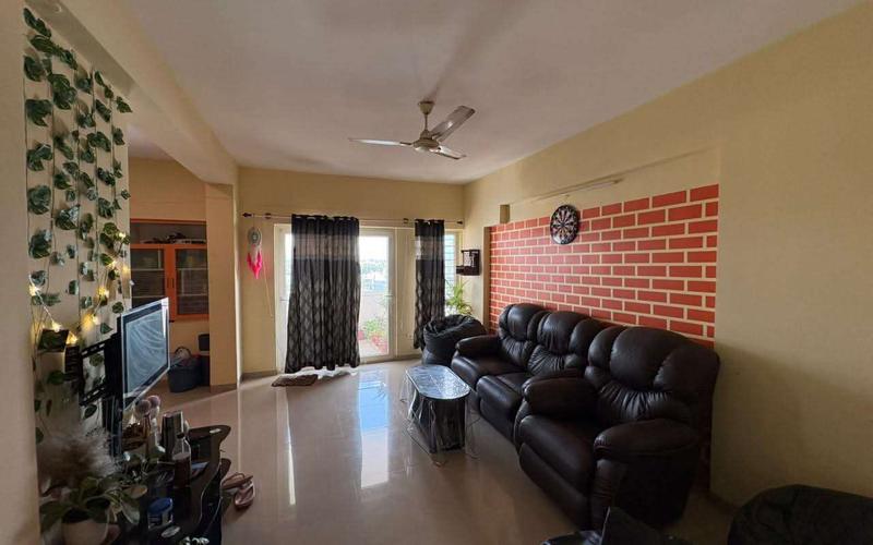 Female flatmate required in 3BHK  apartment  in HSR-Layout