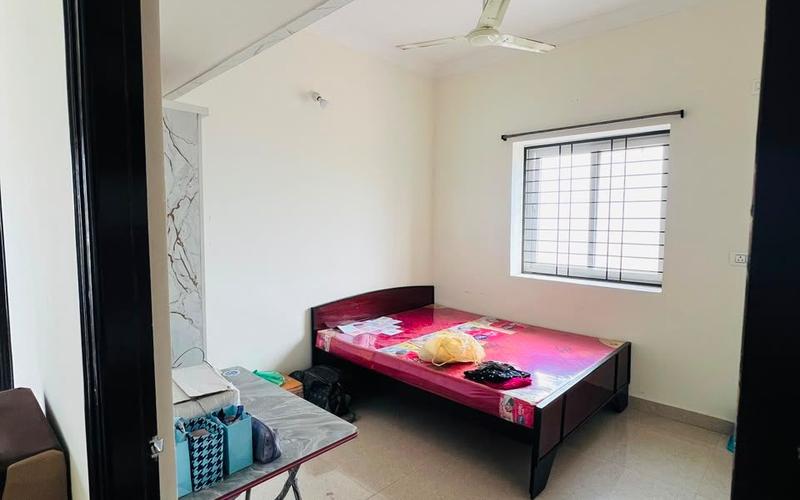 Female flatmate required in 2BHK  flat  in Bandlaguda-Jagir