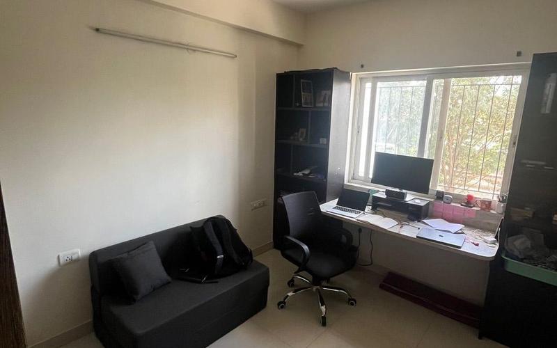 Flatmate required in 3BHK  flat  in Adarsh-Palm-Retreat-Bellandur