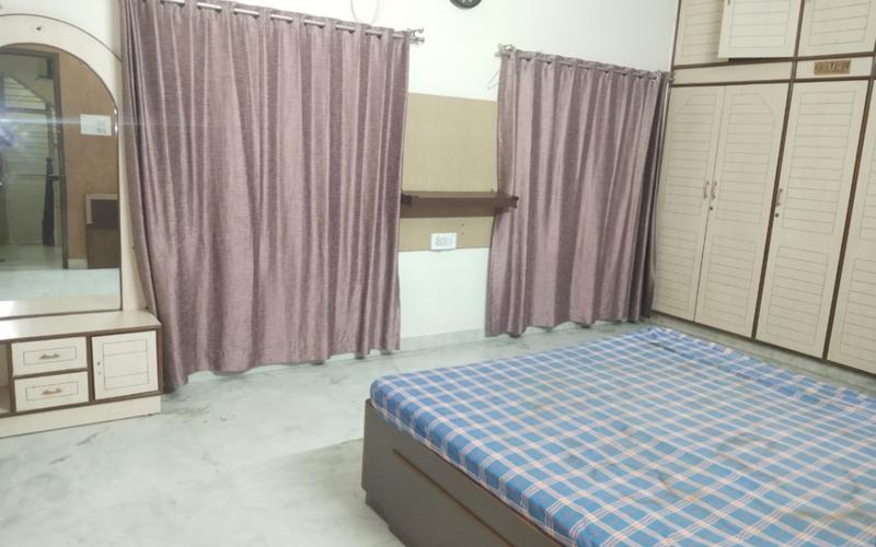 Female PG in J-P-Nagar-Phase-5-J.-P.-Nagar