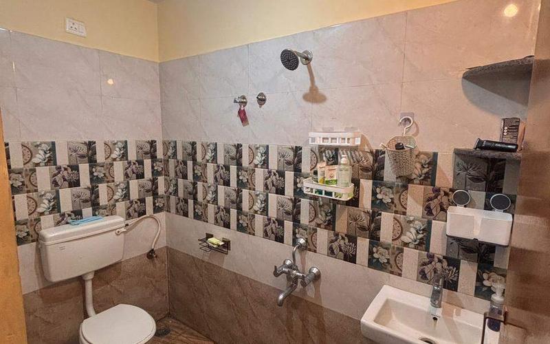 Male flatmate required in 2BHK  flat  in Bommanahalli