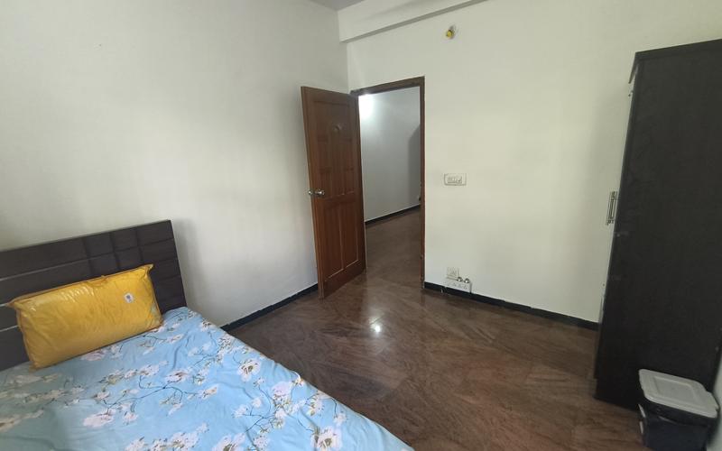 Male flatmate required in 3BHK  apartment  in Koramangala