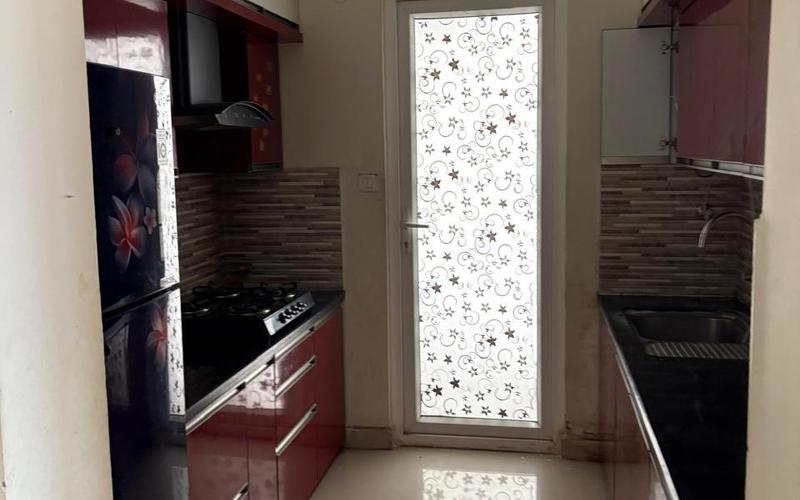 Flatmate required in 2BHK  flat  in Peeramcheru