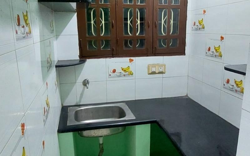 Room in 1BHK independent house available in Shanti-Nagar