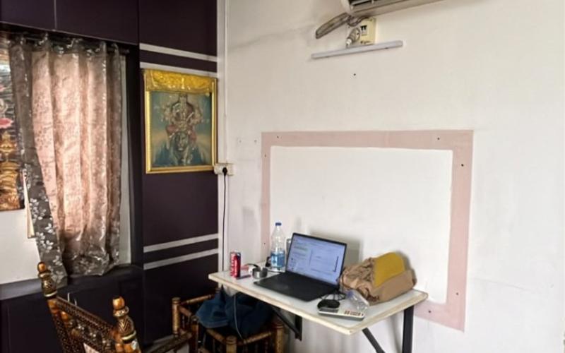 Female flatmate required in 1BHK  apartment  in Maninagar