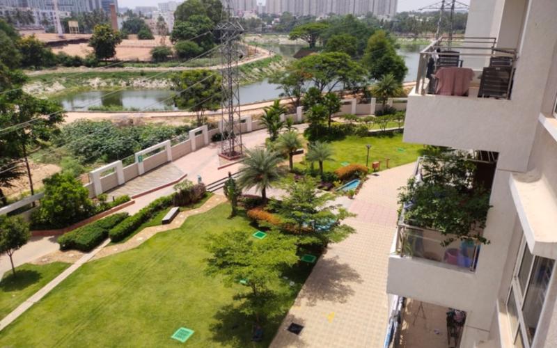 Female flatmate required in 2BHK  flat  in Whitefield