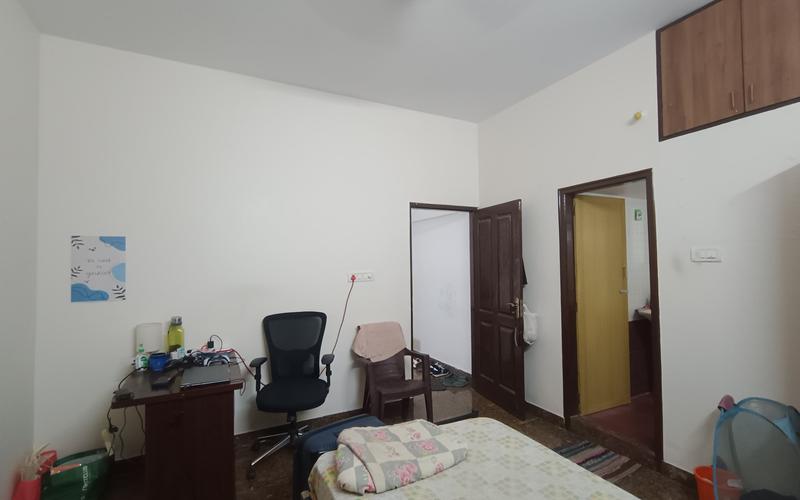 Male flatmate required in 3BHK  apartment  in Ejipura