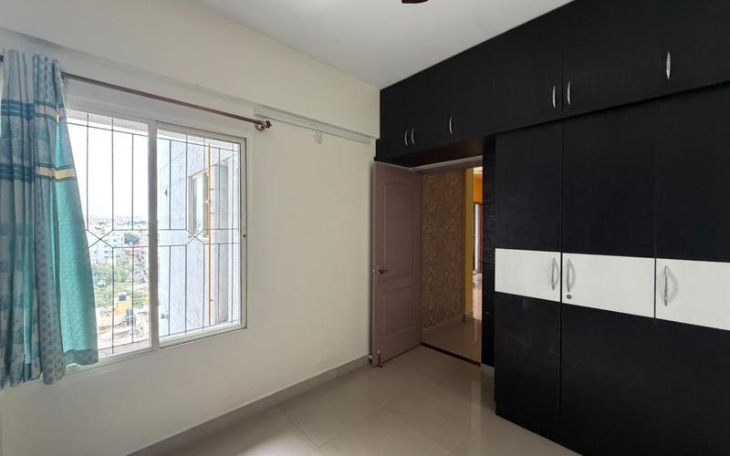 Female flatmate required in 3BHK  apartment  in Kasavanahalli