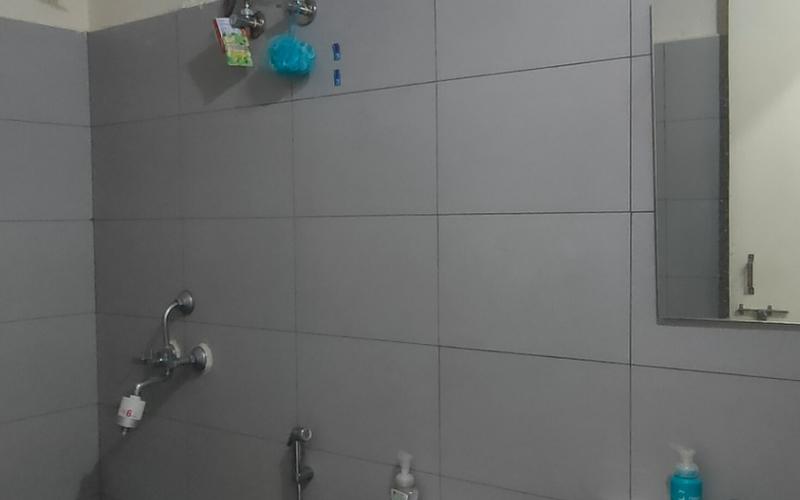 Male flatmate required in 4BHK  flat  in Kondapur