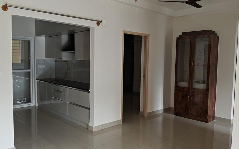2 female flatmates required in 3BHK  apartment  in J.-P.-Nagar