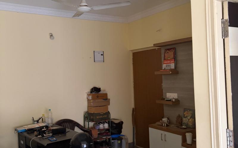 Male roommate required in 2BHK  apartment  in Electronic-City