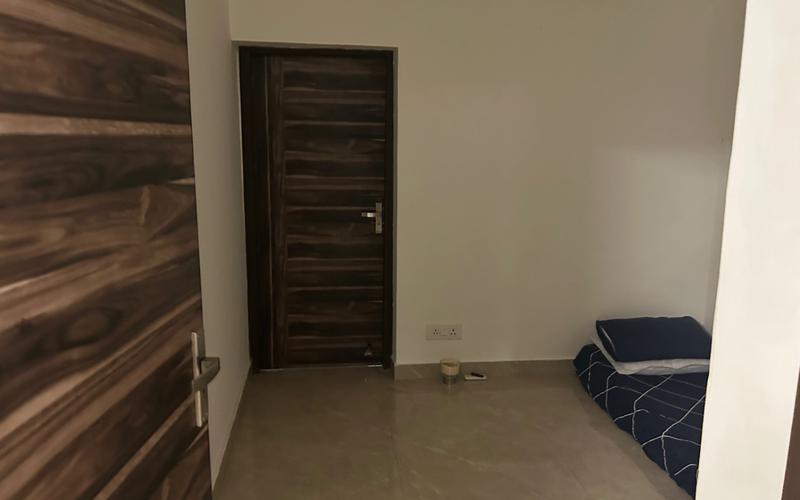 Flatmate required in 3BHK  apartment  in Malviya-Nagar