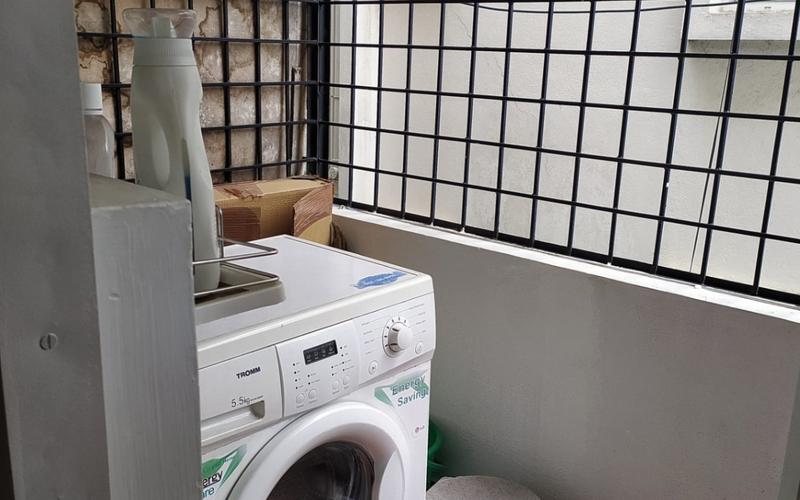 Female roommate required in 2BHK independent house in Richmond Town