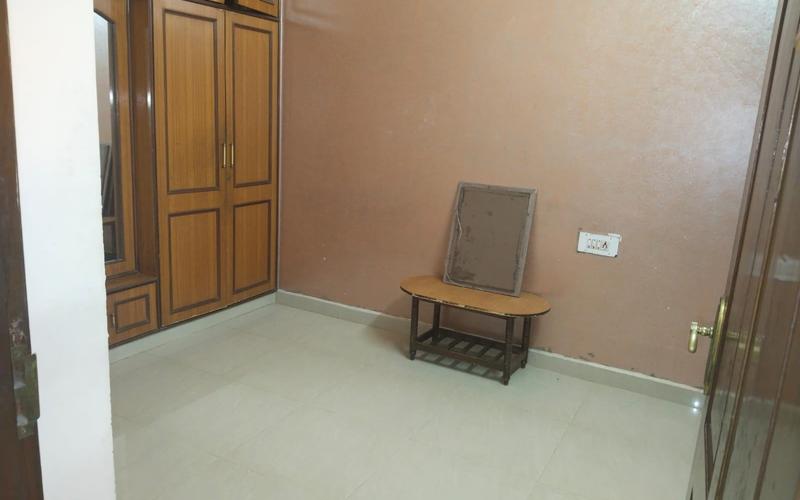 Female PG in J-P-Nagar-Phase-5-J.-P.-Nagar