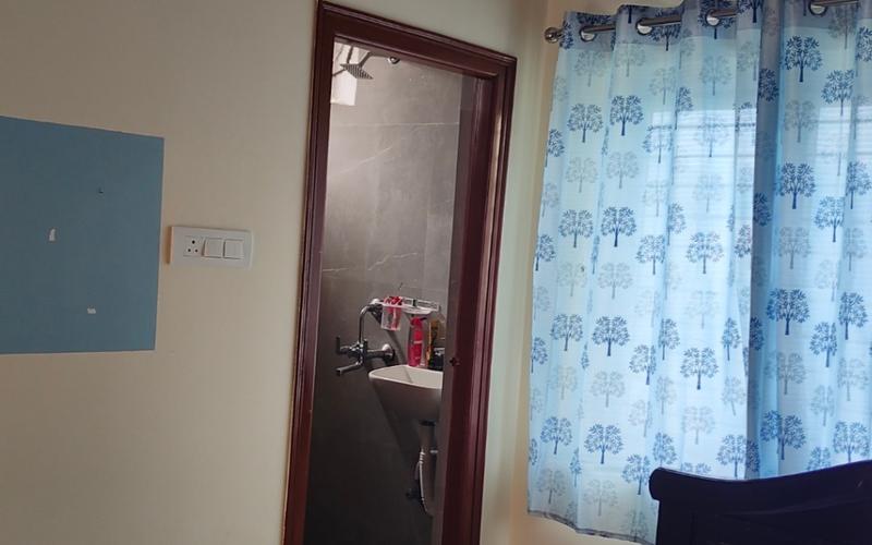 Female flatmate required in 1BHK  flat  in Kondapur