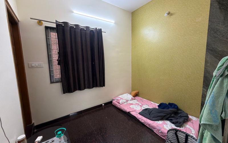 Female flatmate required in 2BHK  independent house in Kumaraswamy-Layout