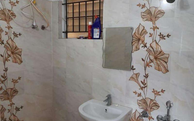 Room in 3BHK flat  available in Kaggadasapura