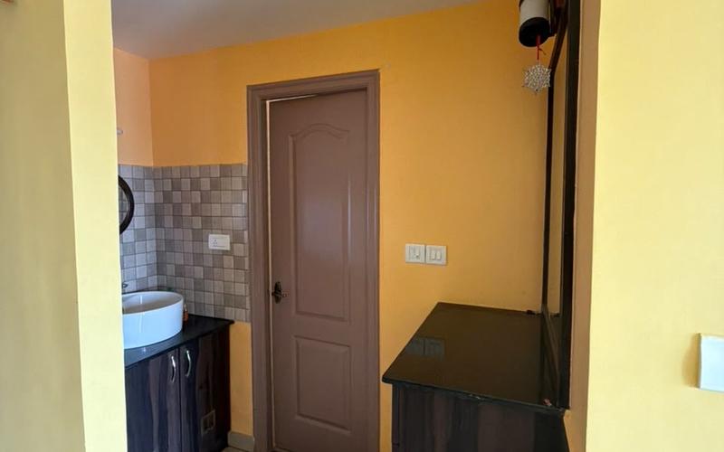 Female flatmate required in 3BHK  apartment  in Kasavanahalli