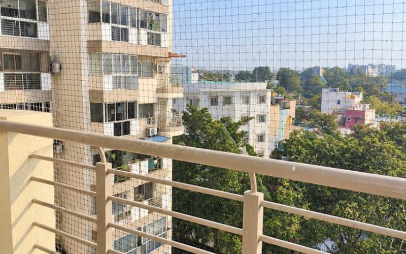 Female flatmate required in 3BHK  flat in Aisshwarya Excellency Apartment 