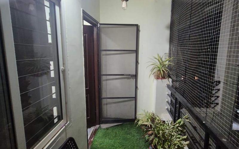 Female flatmate required in 3BHK  apartment  in Manikonda