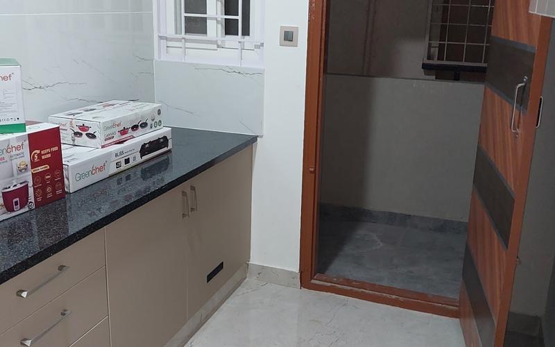 Flatmate required in 2BHK flat in Kasavanahalli