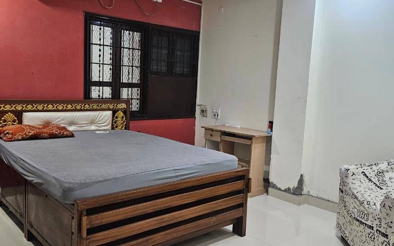 Male flatmate required in 3BHK  flat  in Film-Nagar