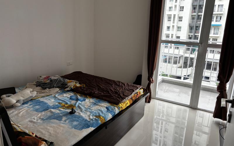 Female flatmate required in 2BHK  flat  in Handewadi