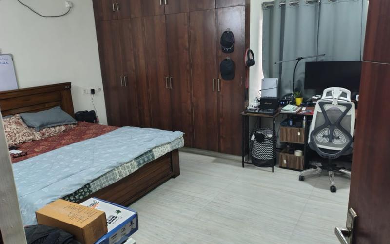 Male flatmate required in 4BHK  flat  in Kondapur