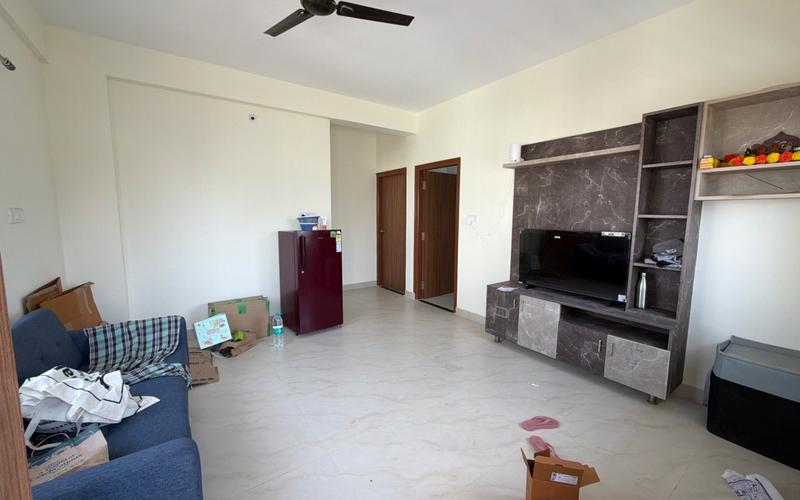 Female flatmate required in 2BHK  flat  in Thubarahalli-Whitefield