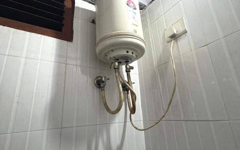 Male roommate required in 2BHK independent house in Banjara-Hills