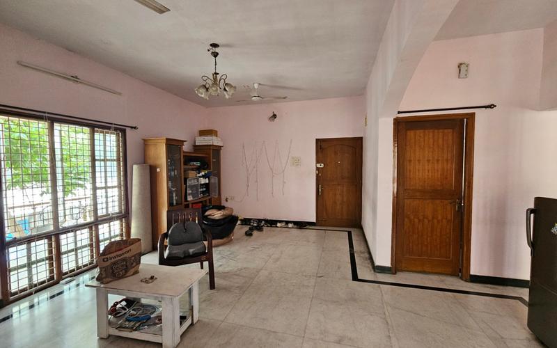 Flatmate required in 2BHK  apartment  in Koramangala