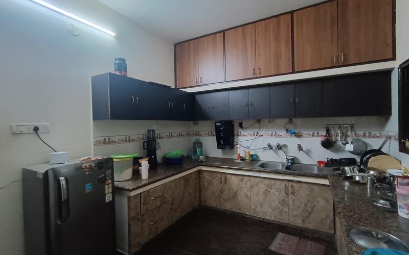 Male flatmate required in 3BHK  apartment  in Ejipura