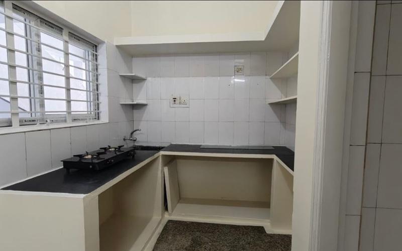 Female roommate required in 1BHK  flat  in Doddanekundi