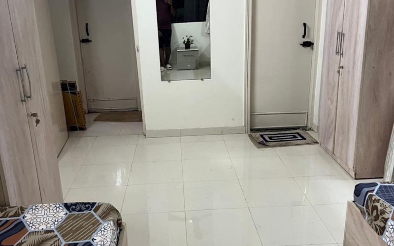Female flatmate required in 2BHK  flat  in Vishrantwadi