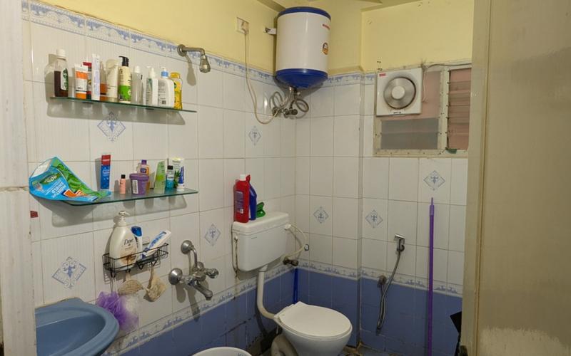 Male replacement required in 3BHK  flat near Kundalahalli Gate