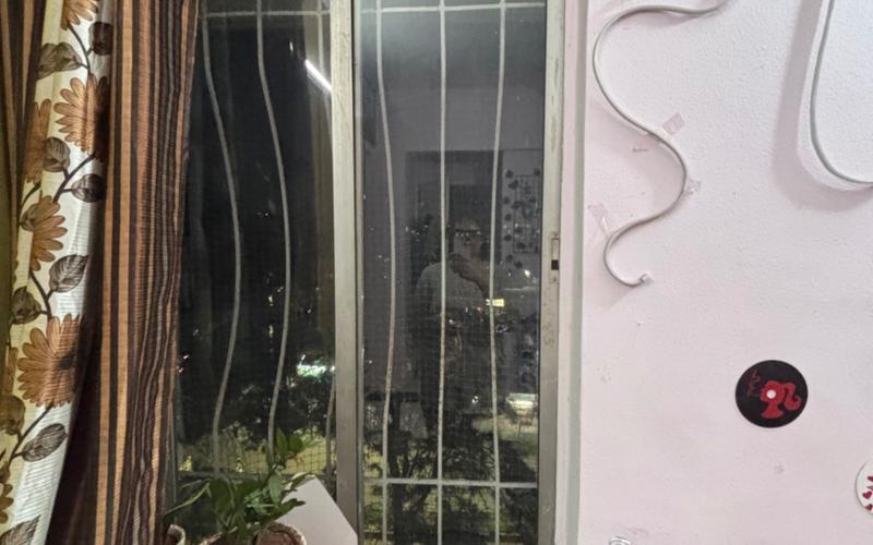 Female flatmate required in 3BHK  flat  in Viman-Nagar