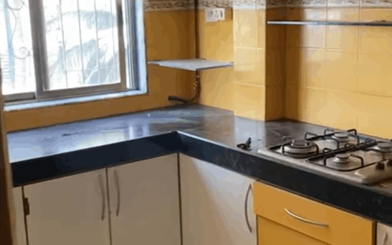 Female flatmate required in 2BHK  flat  in Azad-Nagar-Andheri-West