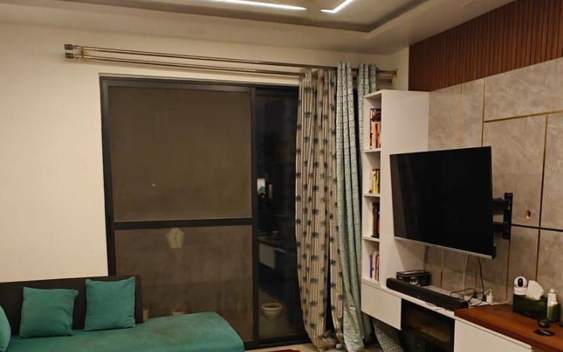 Flatmate required in 3BHK Duplex 10 minutes from Manyata Tech Park and Kamannahalli 