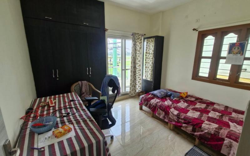 Flatmate required in 2BHK  apartment  in K-R-Garden-Murgesh-Pallya