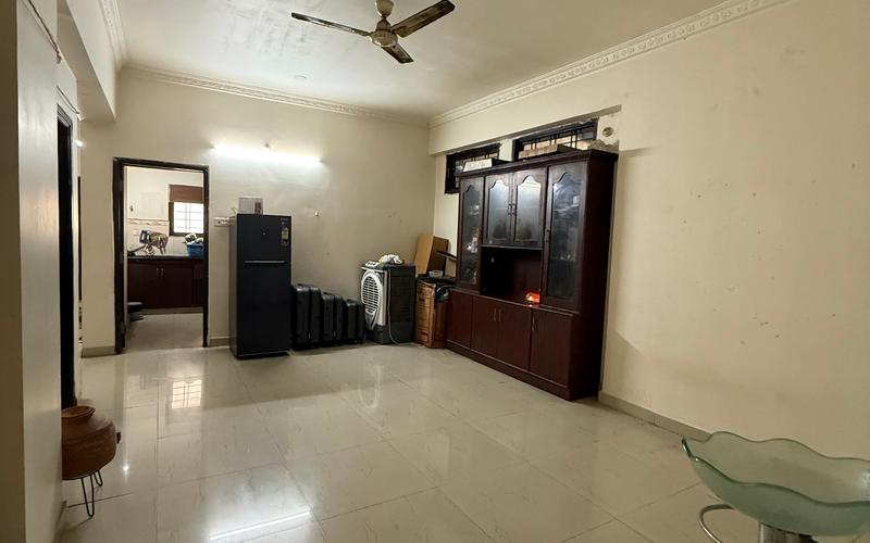 2 female flatmates required in 3BHK flat in Madhapur