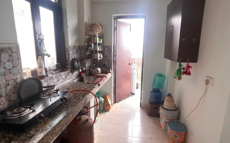 Male roommate required in 2BHK  apartment  in Sector-37C