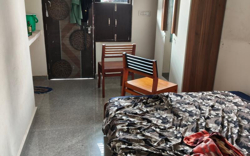 Flatmate required in 2BHK  flat  in Sector-73