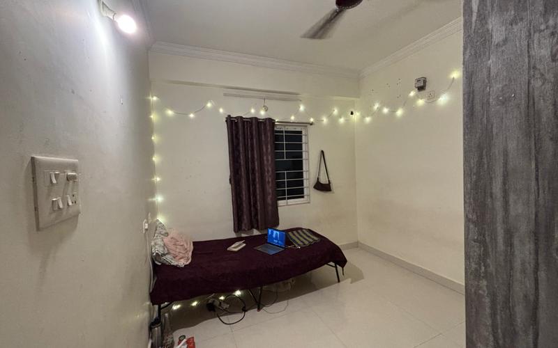Room in 3BHK flat  available in Sudarshan-Nagar-Colony