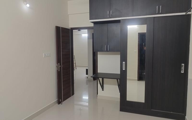 Male flatmate required in 3BHK  apartment  in K.R.-Puram